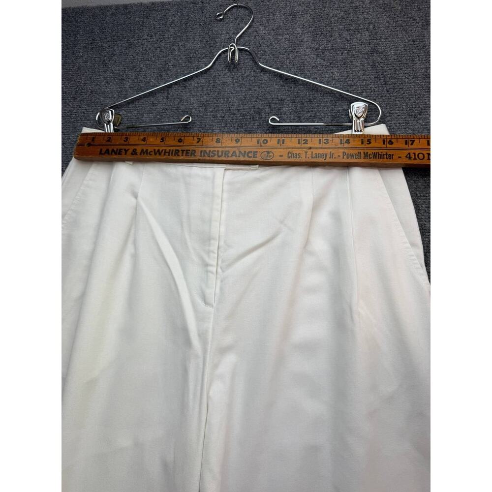 Patchington Petite Women’s Size 32 White Pleated Straight Leg Dress Pants - Picture 2 of 9